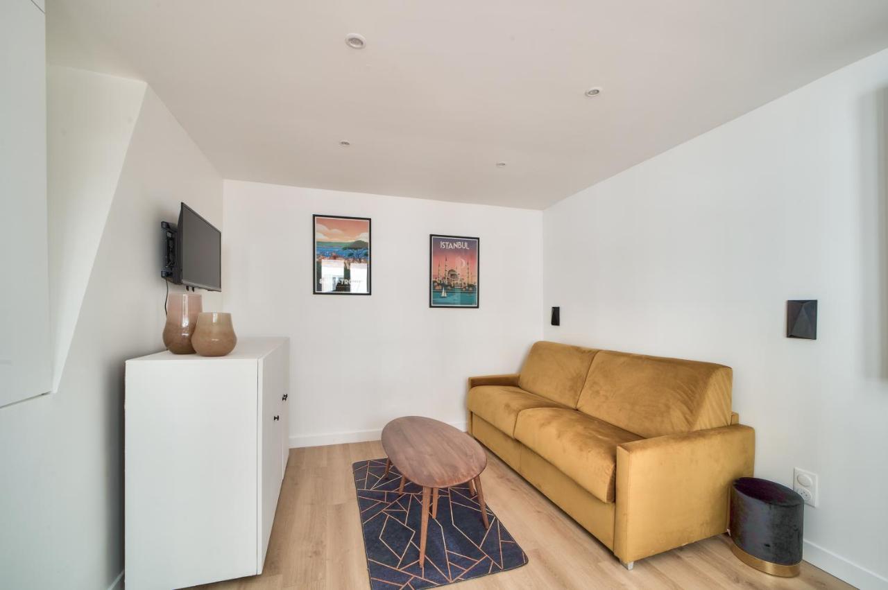 Superbe Studio Refait A Neuf Appartement Parijs
